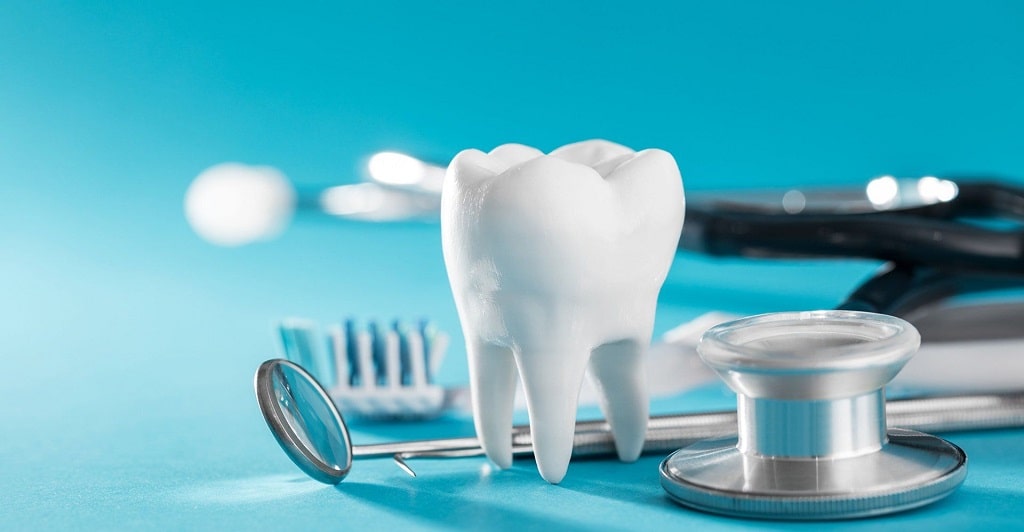 معاینه دندان